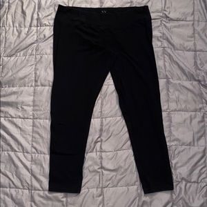 Black Capri Leghings